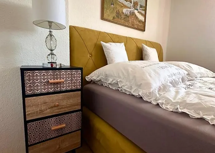 Schoen Gelegene Und Gemuetliche Am Weserufer