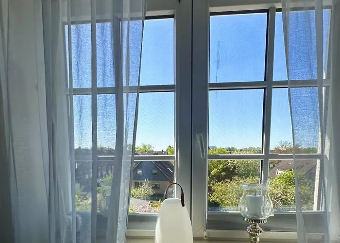 Schoen Gelegene Und Gemuetliche Am Weserufer Brémy